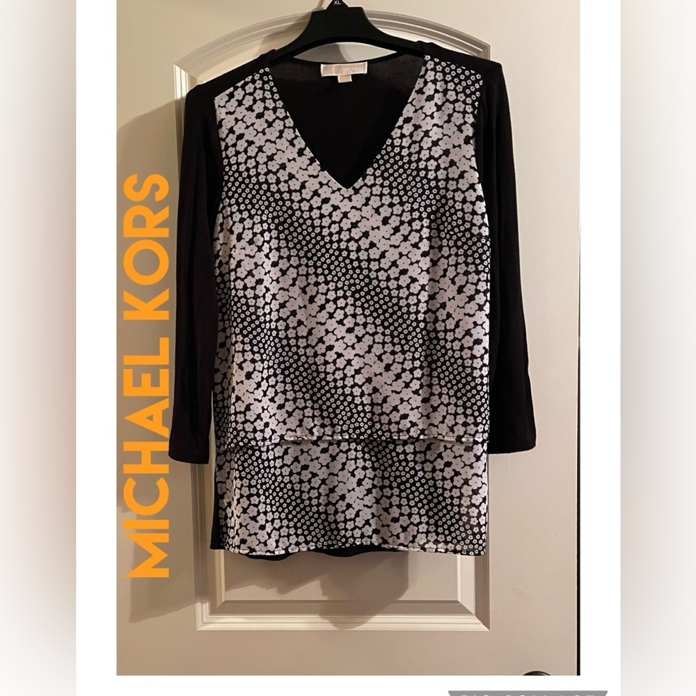 MICHAEL KORS Ladies Size:L Mixed-Media double layered Top Blk White floral EUC